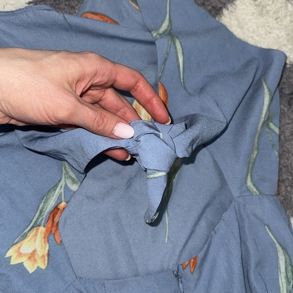 Lush Floral Blue jumpsuit size xs - Picture 12 of 12